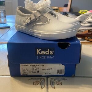 Girls Keds brand new never worn size 8.5